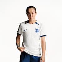 Lucy Bronze