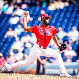 Seranthony Dominguez